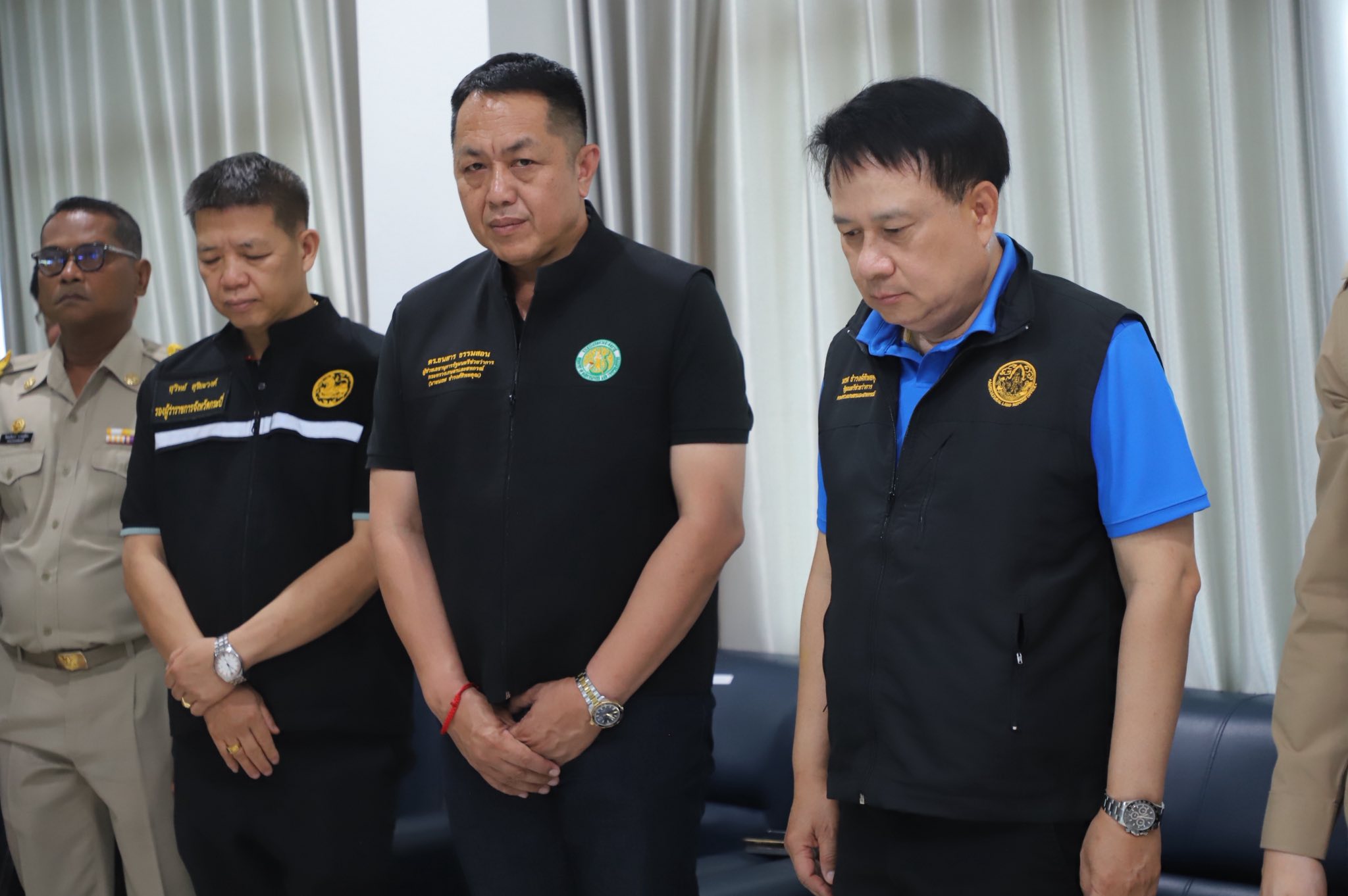 title - รมช.เกษตรฯ มอบโฉนดเพื่อการเกษตร โฉนดต้นไม้ ยกระดับที่ดินทำกินในกระบี่ หนุนเกษตรกรเข้าถึงแหล่งทุน